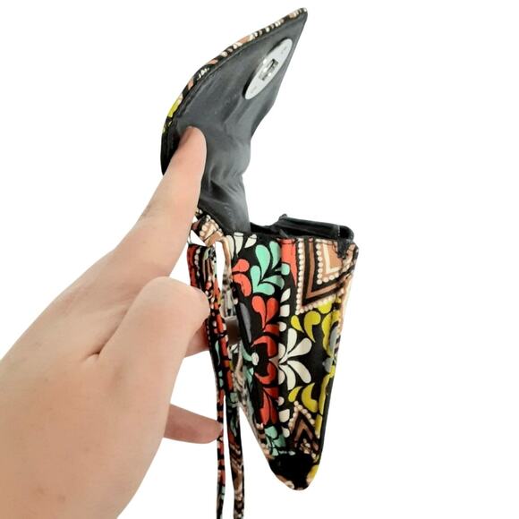 Vera Bradley Smartphone Wristlet Sierra Your Turn Wristlet Turnlock Wallet - Picture 6 of 11